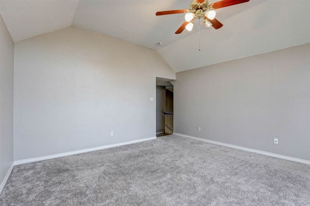 820 Flagstone Drive, Burleson, TX 76028