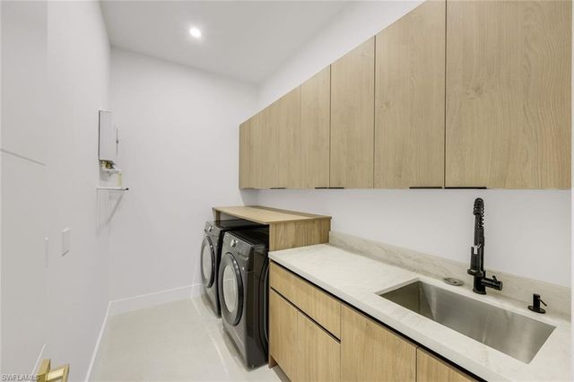 141 SE 21ST ST, Cape Coral, FL 33990