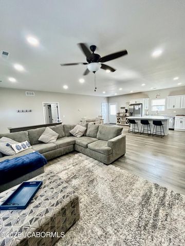 295 PROSPECT STREET, California, MO 65018