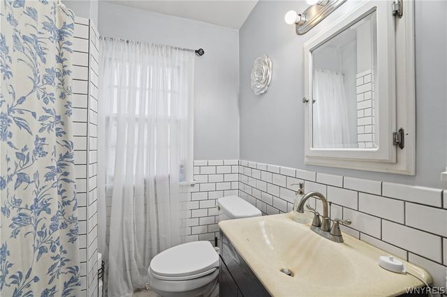 216 Nassau Avenue, Tonawanda, NY 14217