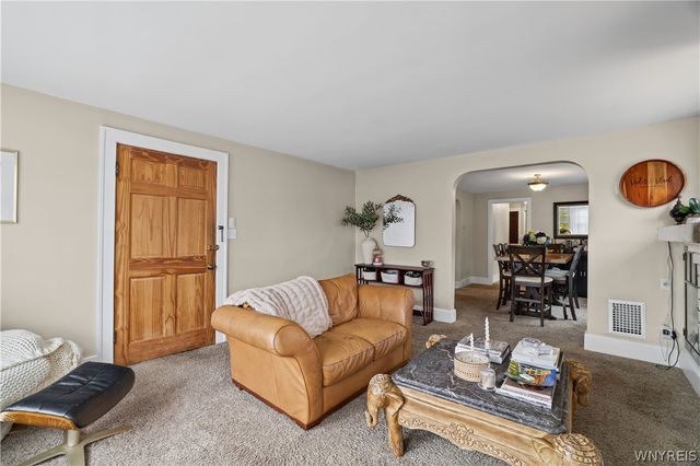 216 Nassau Avenue, Tonawanda, NY 14217
