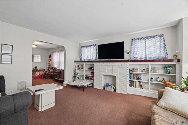 216 Nassau Avenue, Tonawanda, NY 14217