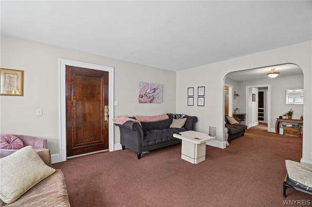 216 Nassau Avenue, Tonawanda, NY 14217