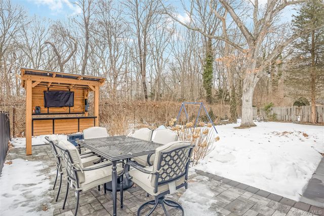 360 Renee Drive, Bayport, NY 11705