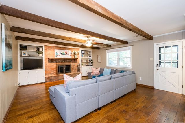 1017 Kings Mountain Drive, Little Rock, AR 72211