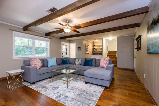 1017 Kings Mountain Drive, Little Rock, AR 72211