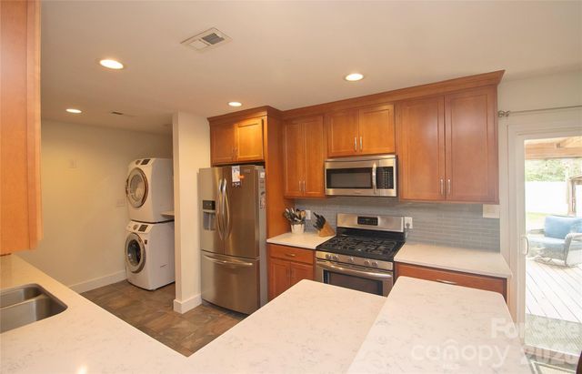 10927 Copper Field Drive, Pineville, NC 28134