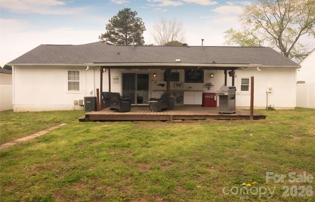 10927 Copper Field Drive, Pineville, NC 28134
