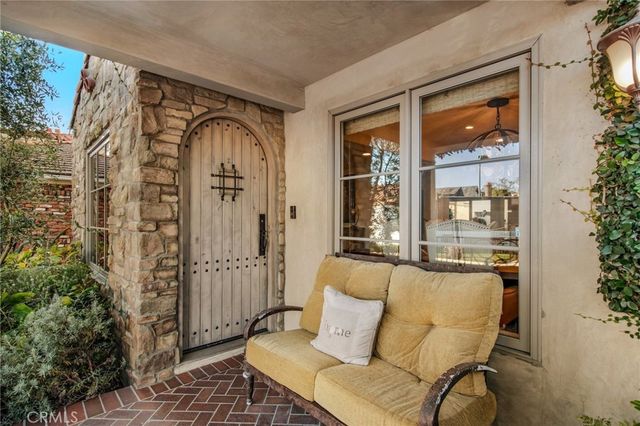 107 Via San Remo, Newport Beach, CA 92663