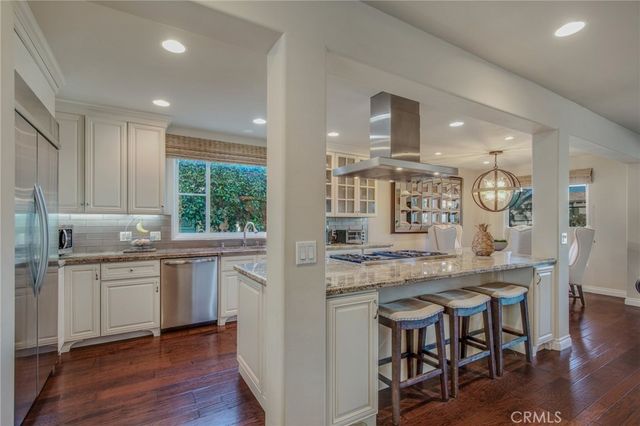 107 Via San Remo, Newport Beach, CA 92663
