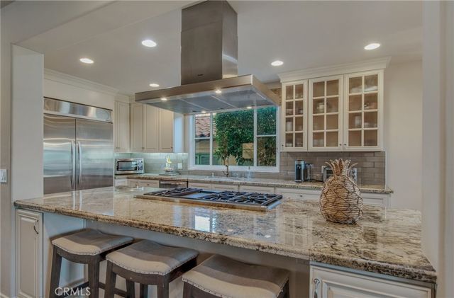 107 Via San Remo, Newport Beach, CA 92663