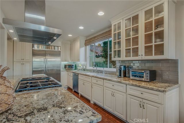 107 Via San Remo, Newport Beach, CA 92663