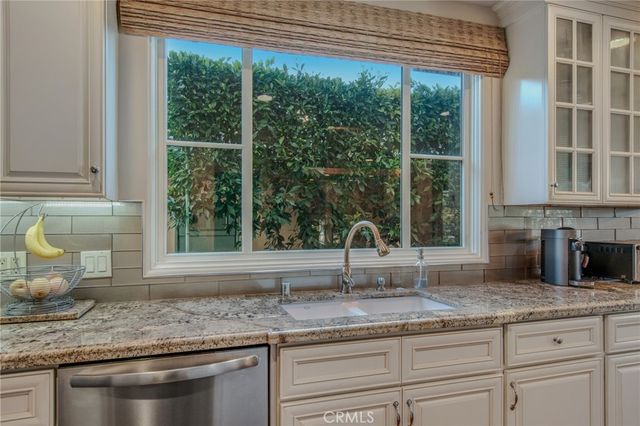 107 Via San Remo, Newport Beach, CA 92663