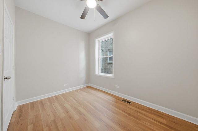 7131 S Normal Boulevard, Chicago, IL 60621