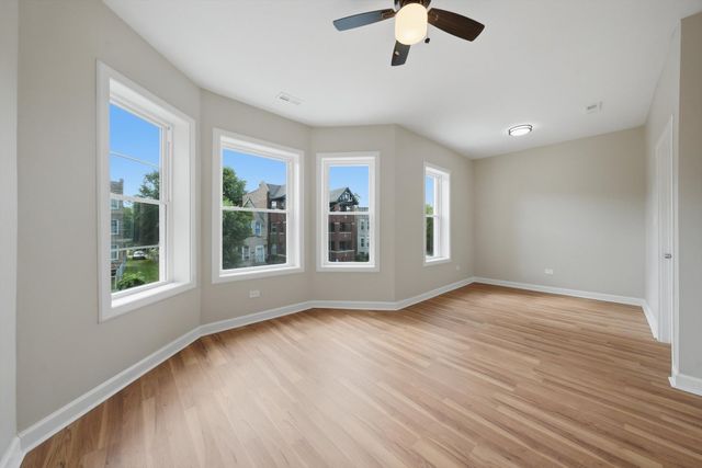 7131 S Normal Boulevard, Chicago, IL 60621