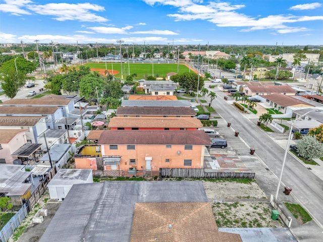 2614 W 8th Ct, Hialeah, FL 33010