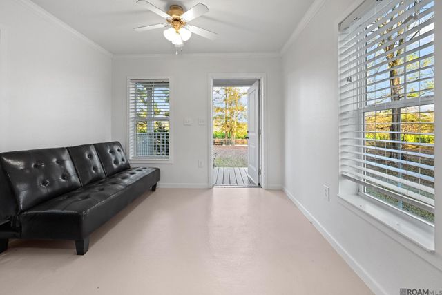 1558 Tommy Whitaker Rd, St Francisville, LA 70775