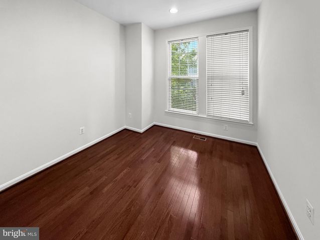 22647 VIENNA GREEN TER, Ashburn, VA 20148