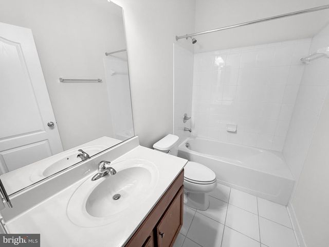 22647 VIENNA GREEN TER, Ashburn, VA 20148