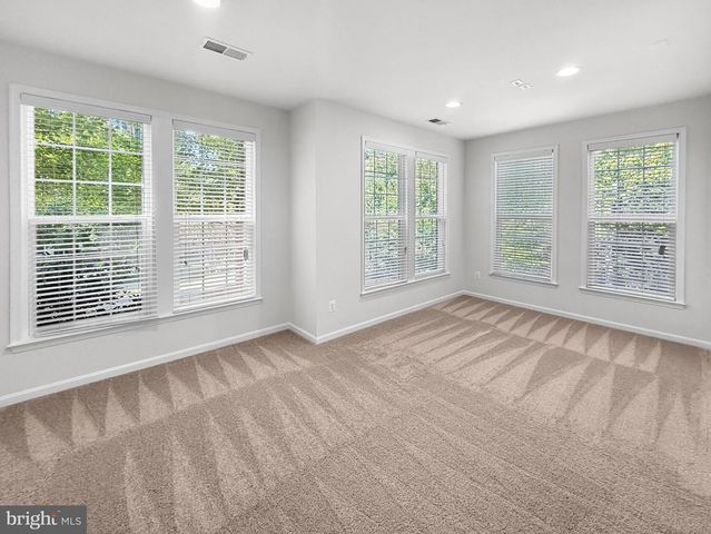 22647 VIENNA GREEN TER, Ashburn, VA 20148