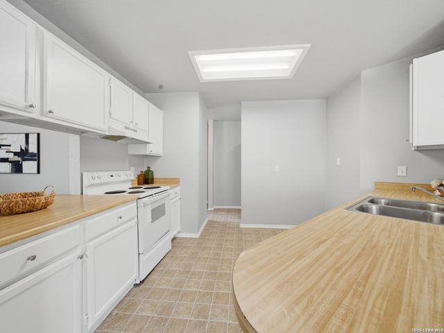 4403 MISTY SPRINGS DR, San Antonio, TX 78244