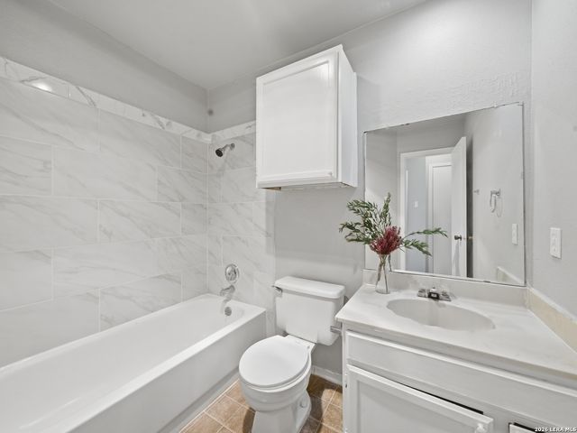 4403 MISTY SPRINGS DR, San Antonio, TX 78244