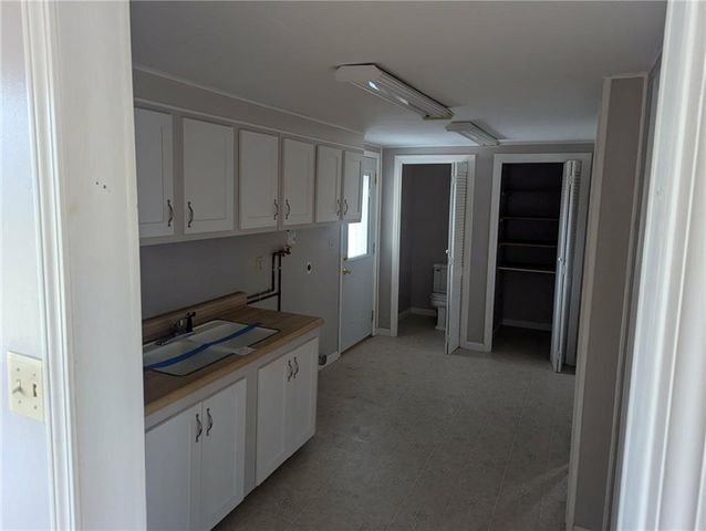 201 S West Street, Concordia, MO 64020