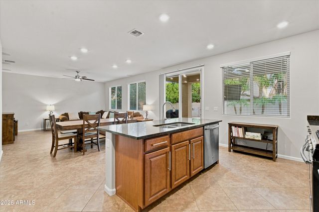 3501 E APRICOT Lane, Gilbert, AZ 85298