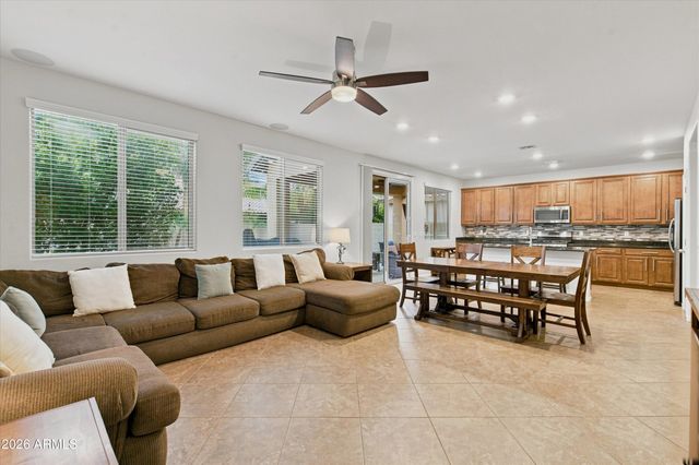 3501 E APRICOT Lane, Gilbert, AZ 85298