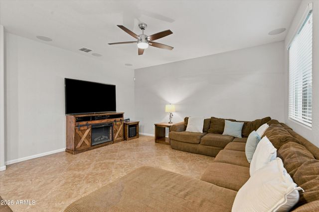 3501 E APRICOT Lane, Gilbert, AZ 85298