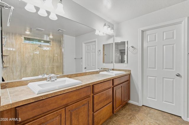 3501 E APRICOT Lane, Gilbert, AZ 85298