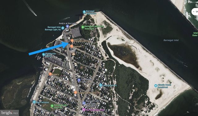 35 W 4TH ST, Barnegat Light, NJ 08006