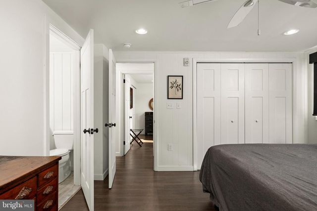 35 W 4TH ST, Barnegat Light, NJ 08006