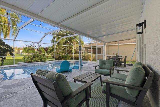 19408 SANDY SPRINGS CIRCLE, Lutz, FL 33558