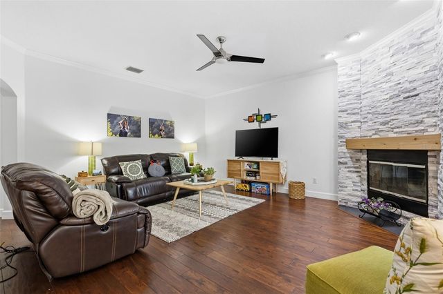 19408 SANDY SPRINGS CIRCLE, Lutz, FL 33558