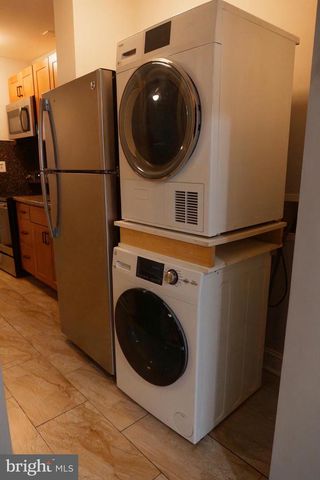 830 18TH ST NE, Washington, DC 20002