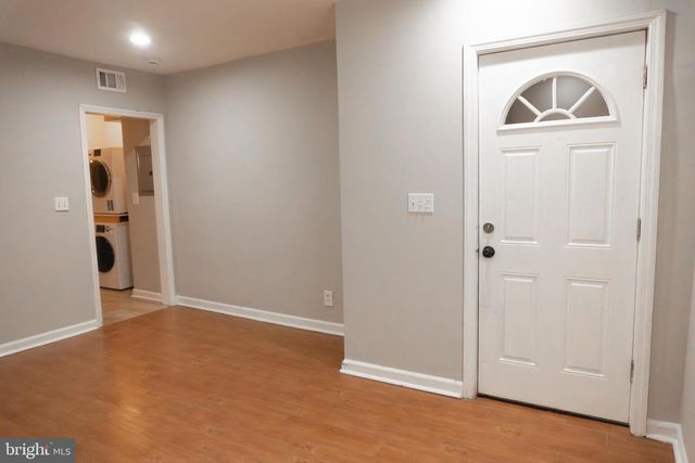 830 18TH ST NE, Washington, DC 20002