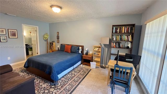 11507 SW 64th Street G, Miami, FL 33173