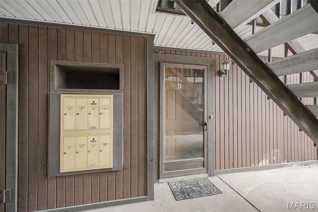 1084 Mersey Bend Drive D, St Louis, MO 63129