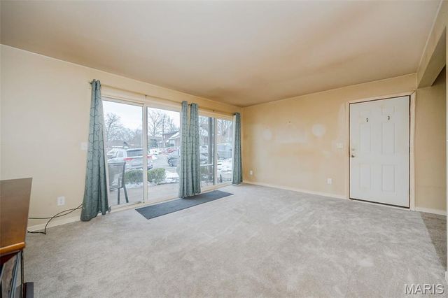 1084 Mersey Bend Drive D, St Louis, MO 63129