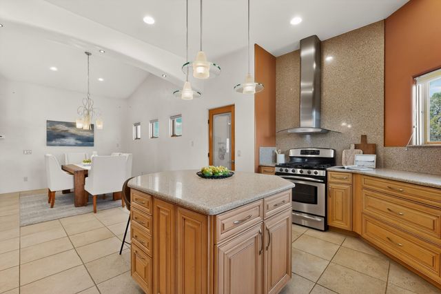 12 Calleja Miramonte, Lamy, NM 87540