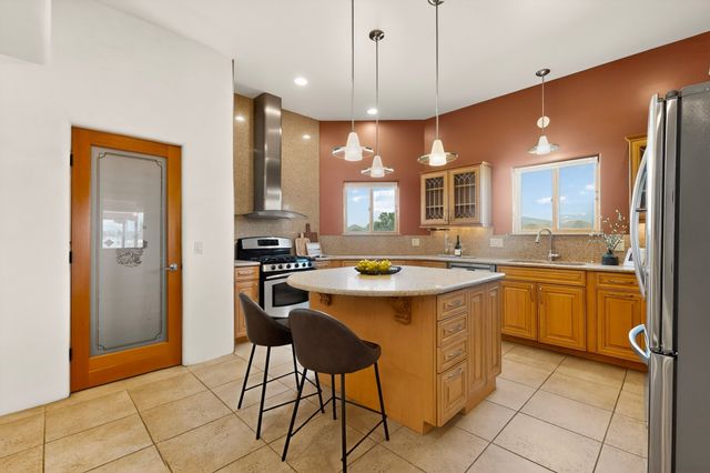 12 Calleja Miramonte, Lamy, NM 87540