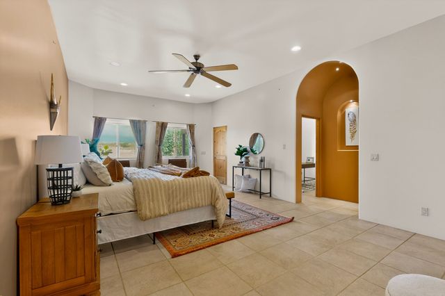 12 Calleja Miramonte, Lamy, NM 87540