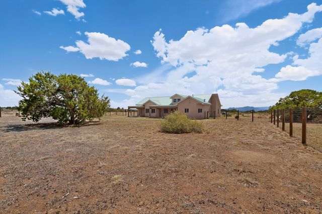 12 Calleja Miramonte, Lamy, NM 87540