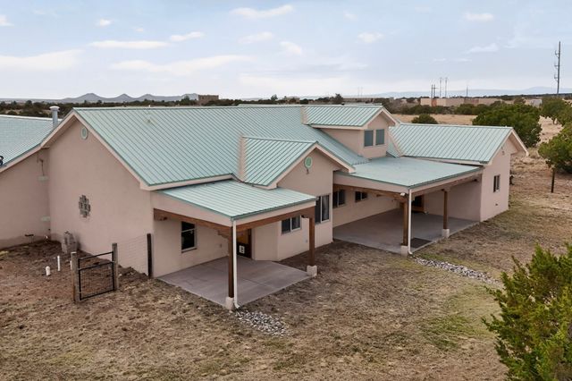 12 Calleja Miramonte, Lamy, NM 87540