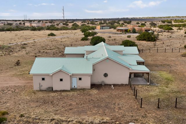 12 Calleja Miramonte, Lamy, NM 87540