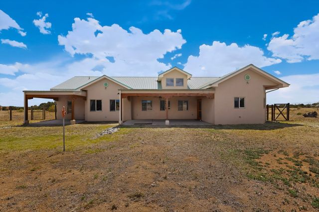 12 Calleja Miramonte, Lamy, NM 87540