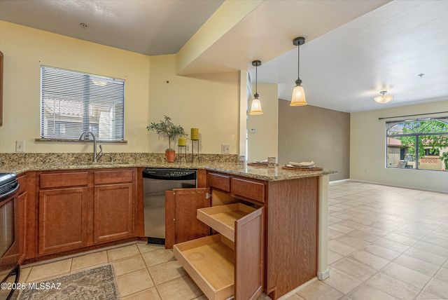 5751 N Kolb Rd Unit 18201, Tucson, AZ 85750