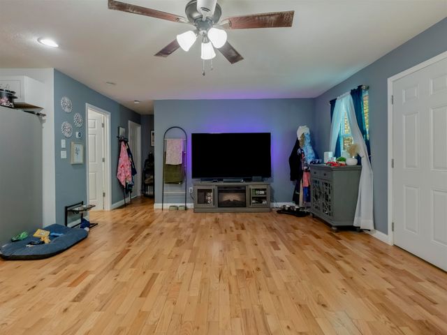 7000 Blue Sulphur Road, Ona, WV 25545