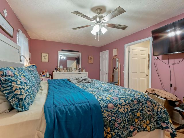 7000 Blue Sulphur Road, Ona, WV 25545